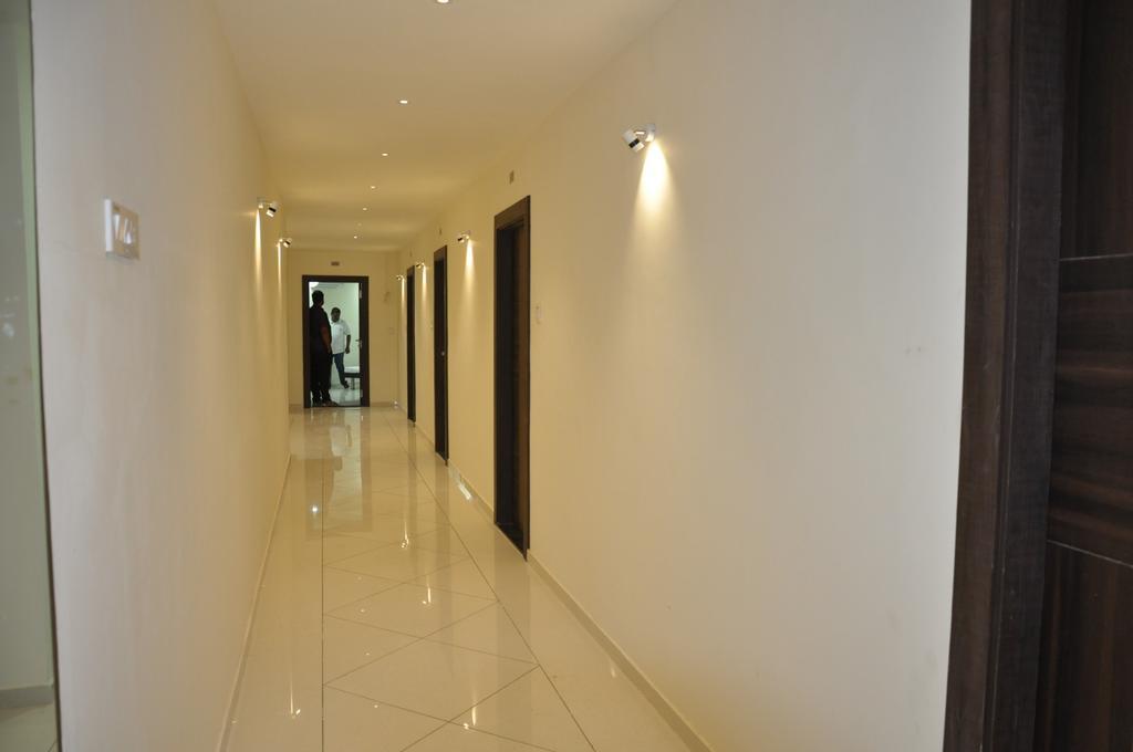 Shivdhara Hotel & Residence Раджкот Номер фото